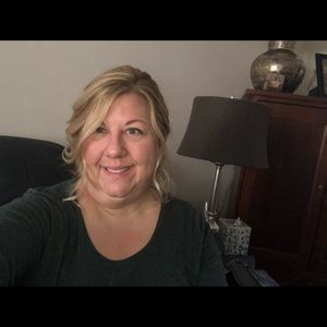 Meet your Posher, Leigh